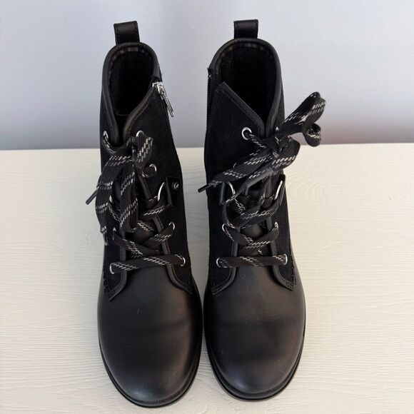 UGG Hapsburg Hiker Boots – Black, Size 10 (New in Box) - Picture 1 of 4